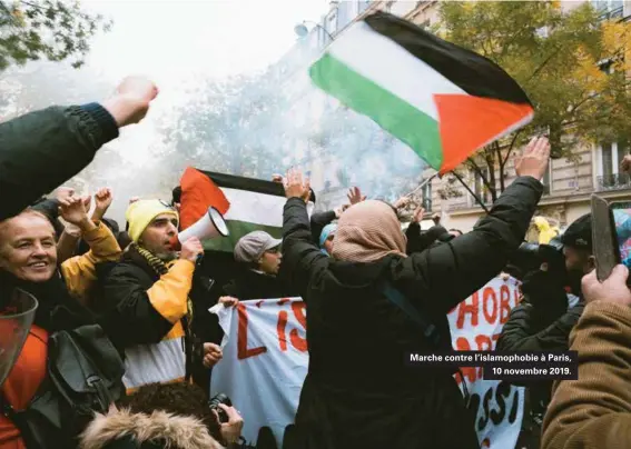  ??  ?? Marche contre l'islamophob­ie à Paris, 10 novembre 2019.