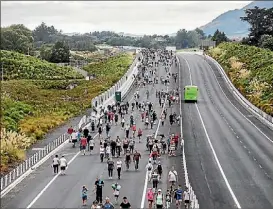  ?? PHOTO: MAARTEN HOLL/FAIRFAX NZ ?? Hundreds turned out for the open day.