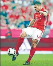  ?? REUTERS ?? Xabi Alonso scored the opening goal in Bayern Munich’s 6-0 rout of Werder Bremen in their first league match of the season.
