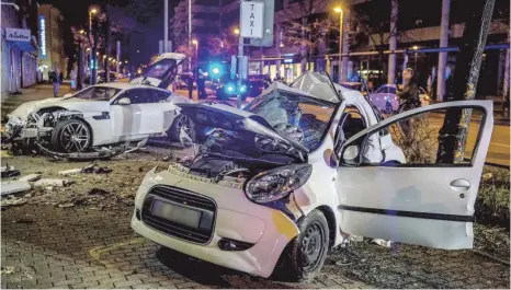  ?? FOTO: KOHLS/SDMG/DPA ?? Tödliches Gasgeben in der Innenstadt: Im März 2019 kamen in Stuttgart nach einem Zusammenst­oß zwei Menschen ums Leben.