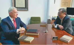  ?? Campaña G. Petro. ?? Álvaro Uribe y Gustavo Petro se reunieron esta semana./