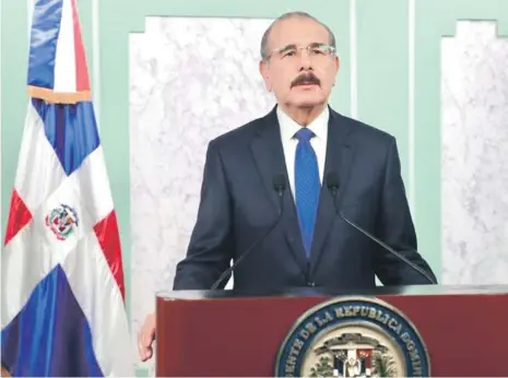  ??  ?? El presidente Danilo Medina habló anoche al país para anunciar la nueva fase de combate al Covid-19.