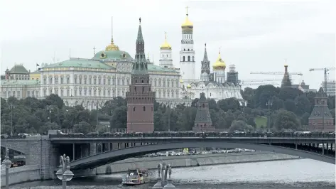  ?? IVAN SEKRETAREV/ AP FILES ?? This Sept. 29 photo shows the Kremlin in Moscow. Scores of U. S. diplomatic, military and government figures were not told about Russia- linked attempts to hack into their emails, even though the FBI knew they were in Moscow’s crosshairs, the...