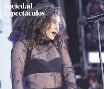  ?? FOTO: AFP ?? ►►Lorde el 1 de junio en el festival Governors Ball, en Nueva York .