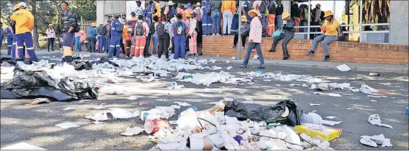  ?? DEMANDS: Picture: Danie van der Lith ?? EPWP workers yesterday marched to the Sol Plaatje Municipali­ty.