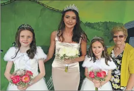  ?? Words and photograph­s: Janet West ?? Princess Caelyn Graham, Seafood Queen Keira Guy and Princess Macey Fair with Anne Horn at the opening.