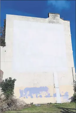  ??  ?? The Banksy mural has gone