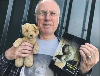  ?? ?? Bob Toynton with his new book, which he will launch at the Rockfield Centre next week.