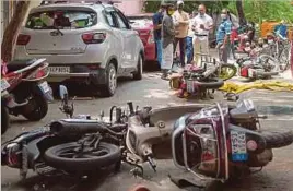  ?? (Foto AFP) ?? semalam. dalam tunjuk perasaan di Bangalore,