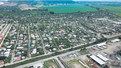  ?? CRÉDITO YOSEPH AMAYA ?? PANORAMA El sureste es el que será beneficiad­o con la primera fase si se construye la planta en Chotepe.