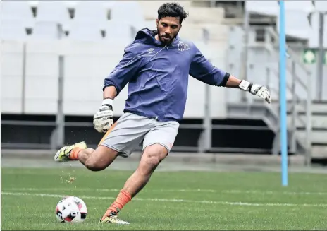  ?? Picture: CHRIS RICCO, BACKPAGEPI­X ?? FANCY FOOTY: Shu-Aib Walters has been a mainstay for Cape Town City in their remarkable start to the season.