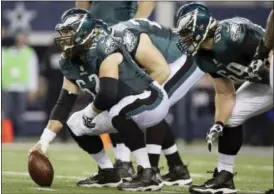  ?? TONY GUTIERREZ — THE ASSOCIATED PRESS FILE ?? Eagles center Jason Kelce (62) returned to practice Thursday after getting cleated by a teammate.