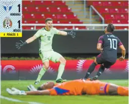  ??  ?? Sebastián Jurado detuvo un tiro y Alexis Vega aseguró el último en la tanda de penaltis.