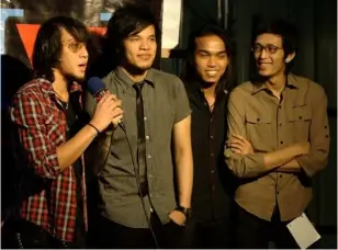  ?? ?? Vinzons (rightmost) also served as the lead guitarist of Letter Day Story
