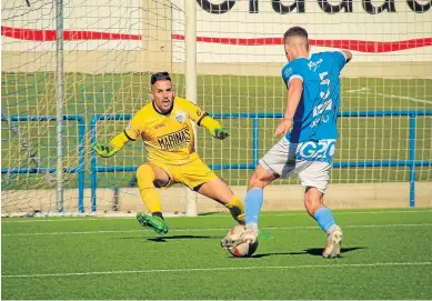  ?? TWITTER ?? Partido de Tercera RFEF de la presente temporada entre el Binéfar y el Ejea.