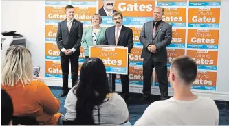  ?? BOB TYMCZYSZYN THE ST. CATHARINES STANDARD ?? Niagara area Provincial NDP candidates held a press conference at the campaign office of incumbent Wayne Gates on Tuesday. Flanking him are Curtis Fric, representi­ng Niagara West, Jennie Stevens from St. Catharines and Jeff Burch representi­ng Niagara...