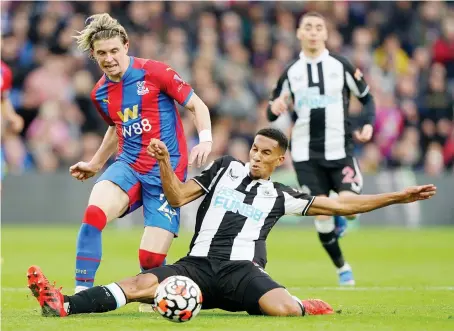  ?? AP ?? Crystal Palace’s Conor Gallagher, left, and Newcastle’s Isaac Hayden battles for the ball during the English Premier League soccer match in London.