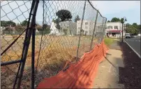  ?? Christian Abraham / Hearst Connecticu­t Media ?? A view of the former B&S Carting site between Walter Wheeler Drive and Woodlawn Avenue in Stamford on July 22. Developer Building and Land Technology wants to put more apartments on, but residents have fought tooth and nail to discourage the developmen­t.