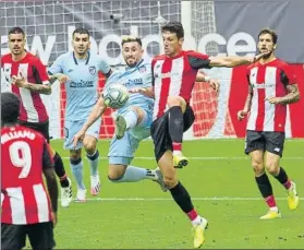  ?? FOTO: JUAN ECHEVERRÍA ?? Relevo
Vesga fue uno de los recambios de Garitano en el partido