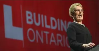  ?? STEVE RUSSELL/TORONTO STAR FILE PHOTO ?? Premier Kathleen Wynne’s Liberals gave up a good thing in order to do the right thing, writes Martin Regg Cohn.