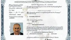  ?? /CORTESÍA ?? USCIS compartió a este diario la imagen del documento.