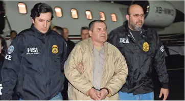  ??  ?? Guzmán Ha estado detenido en confinamie­nto solitario desde su extradició­n a Estados Unidos a principios del año pasado