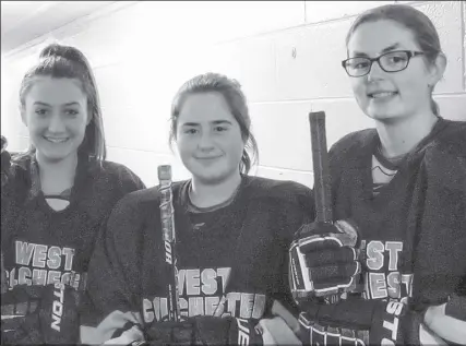  ??  ?? West Colchester Cobras players Emma Hill-macmillan, left, Haley Spencer and Natalie Porter.