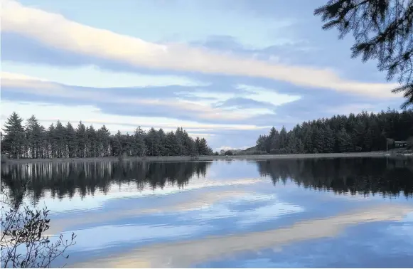  ??  ?? This week’s In the Frame competitio­n entry comes from Courier reader Ian Mitchell, from East Calder.
● He captured this stunning scene of Beecraigs loch, during his recent visit to Beecraigs Country Park near Linlithgow at the beginning of...