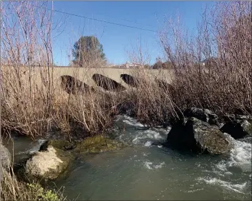  ?? NIKKI CARBONI FOR THE RECORD-BEE ?? The Leslie Lane culvert on the Adobe Creek in Kelseyvill­e.