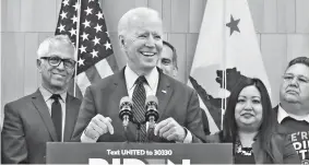  ?? /AP ?? El candidato demócrata Joe Biden durante una conferenci­a ayer en Los Ángeles.