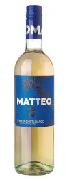  ??  ?? Fish and chips? Hook yourself a bottle of the 2018 Matteo Terre di Chieti Bianco IGT.