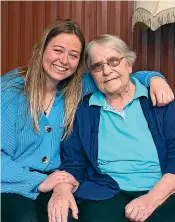  ?? GUY FREDERICK ?? Maddi Mitchell, 23, and Sharon Olsen, 80, became firm friends during level 4, when Mitchell volunteere­d to deliver Olsen’s groceries.