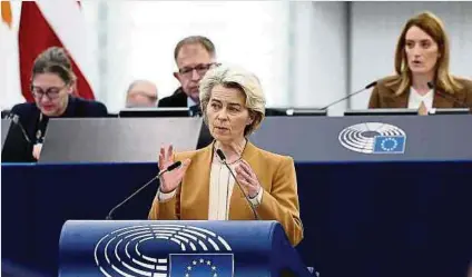  ?? Foto: AFP ?? Ursula von der Leyens EU-Kommission ist dabei, sich vom Green Deal zu verabschie­den.