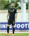  ??  ?? MIDFIELDER MIKE OTT re-signed with United City Football Club, which took over the spot left by Ceres-Negros FC in the Philippine­s Football League.
