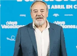  ?? Telecinco cinema ?? Método. Es un abuelo de cine pero no en la vida real. Casado desde 1984 con la también actriz María Jesús Sirvent, al trabajar con niños se deja llevar por su espíritu infantil