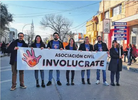  ?? ?? DESDE HACE una década la ONG puntaltens­e realiza una actividad abierta a la comunidad para trabajar en la prevención.