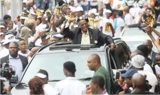  ??  ?? IFP LEADER Mangosuthu Buthelezi greets his supporters at the launch of the party’s 2019 manifesto at Chatsworth Stadium on Sunday. | Bongani Mbatha/African News Agency (ANA)