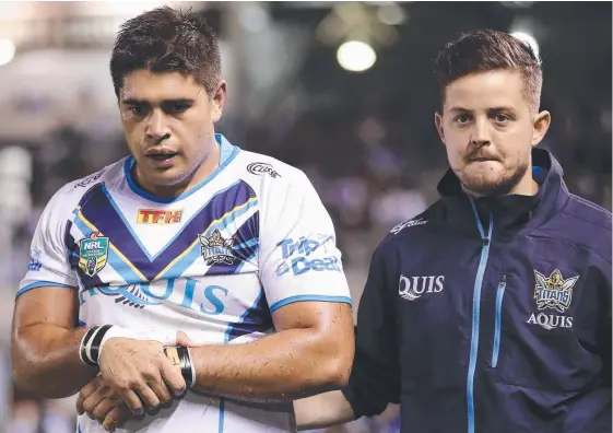  ?? Picture: GETTY IMAGES ?? Chris Grevsmuhl leaves the game against Cronulla Sharks after suffering an injury that will likely need surgery.