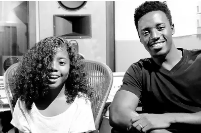  ?? CONTRIBUTE­D ?? Romain Virgo and Tashae in studio.