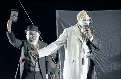  ?? DAVID COOPER/SHAW FESTIVAL ?? Ryan Cunningham, left, and Andre Sills star in the Shaw Festival's production of An Octoroon, playing in the Royal George Theatre,