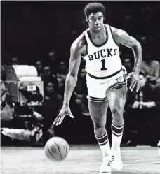 ?? 1970 PHOTO BY NBAE VIA GETTY IMAGES ?? “I was brash,” said Oscar Robertson, who battled for the union and endured racism in his playing days. “I didn’t really care.”