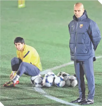  ?? ?? Messi busca su primer gol con el club francés, ante a Guardiola, quien lo dirigió en el Barcelona.