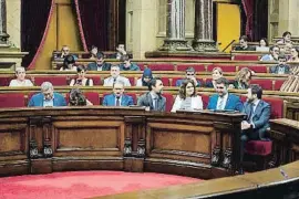  ?? Barce Zorrakcno / EP ?? El presidente de la Generalita­t y los consellers, en el Parlament