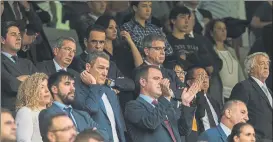  ?? FOTO: PUNTÍ ?? Jordi Mestre, J. Ramon Vidal-Abarca, Pau Vilanova y Enrique Tombas, en Mestalla