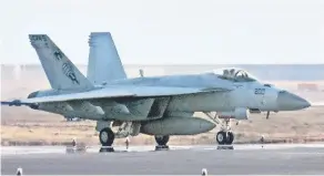  ??  ?? Un caza F-18, en la base de Iwakuni, como el que chocó este jueves con un petrolero C-130.