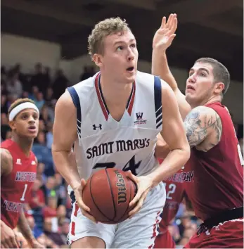  ?? KELLEY L. COX, USA TODAY SPORTS ?? Jock Landale leads No. 21 Saint Mary’s in scoring (18.4 points per game) and rebounds (9.7).