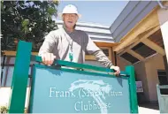  ?? Eric Risberg / Associated Press 2005 ?? Frank “Sandy” Tatum visits the clubhouse named after him at San Francisco’s Harding Park in 2005.