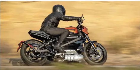  ?? FOTO HARLEY-DAVIDSON ?? Harley -Davidsons erstes Elektromot­orrad LiveWire soll im Spätsommer 2019 auf den Markt kommen. Die Optik ist schon mal vielverspr­echend.