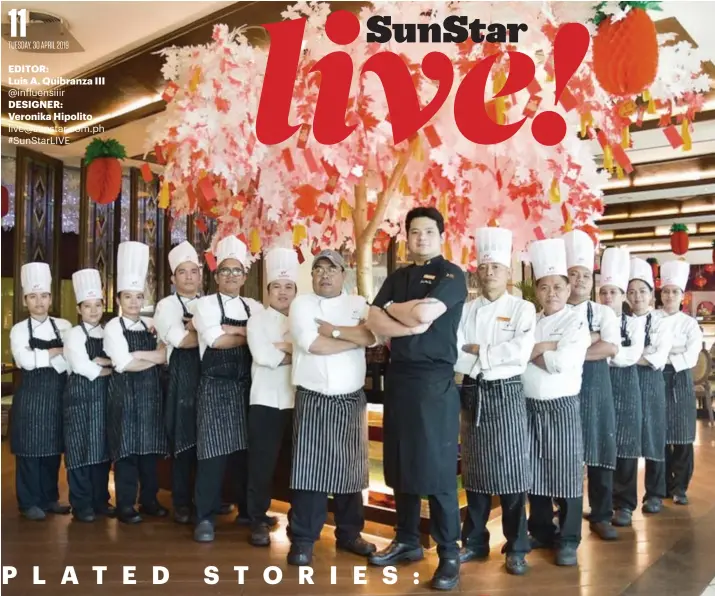  ??  ?? CHEF TRISTAN ENCARNACIO­N with all the chefs
