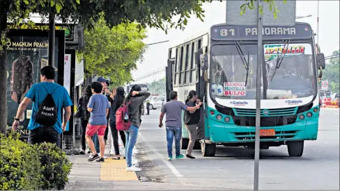  ?? ENRIQUE PESANTES/EL COMERCIO ?? • Este sistema de transporte urbano actualment­e recorre algunos sectores de los cantones de Durán a Guayaquil.